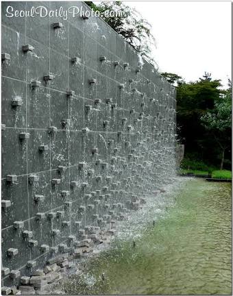 Water Fountain Architectural Installation